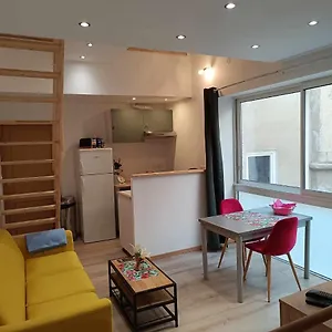  Appartement Centre Sur La Sorgue France